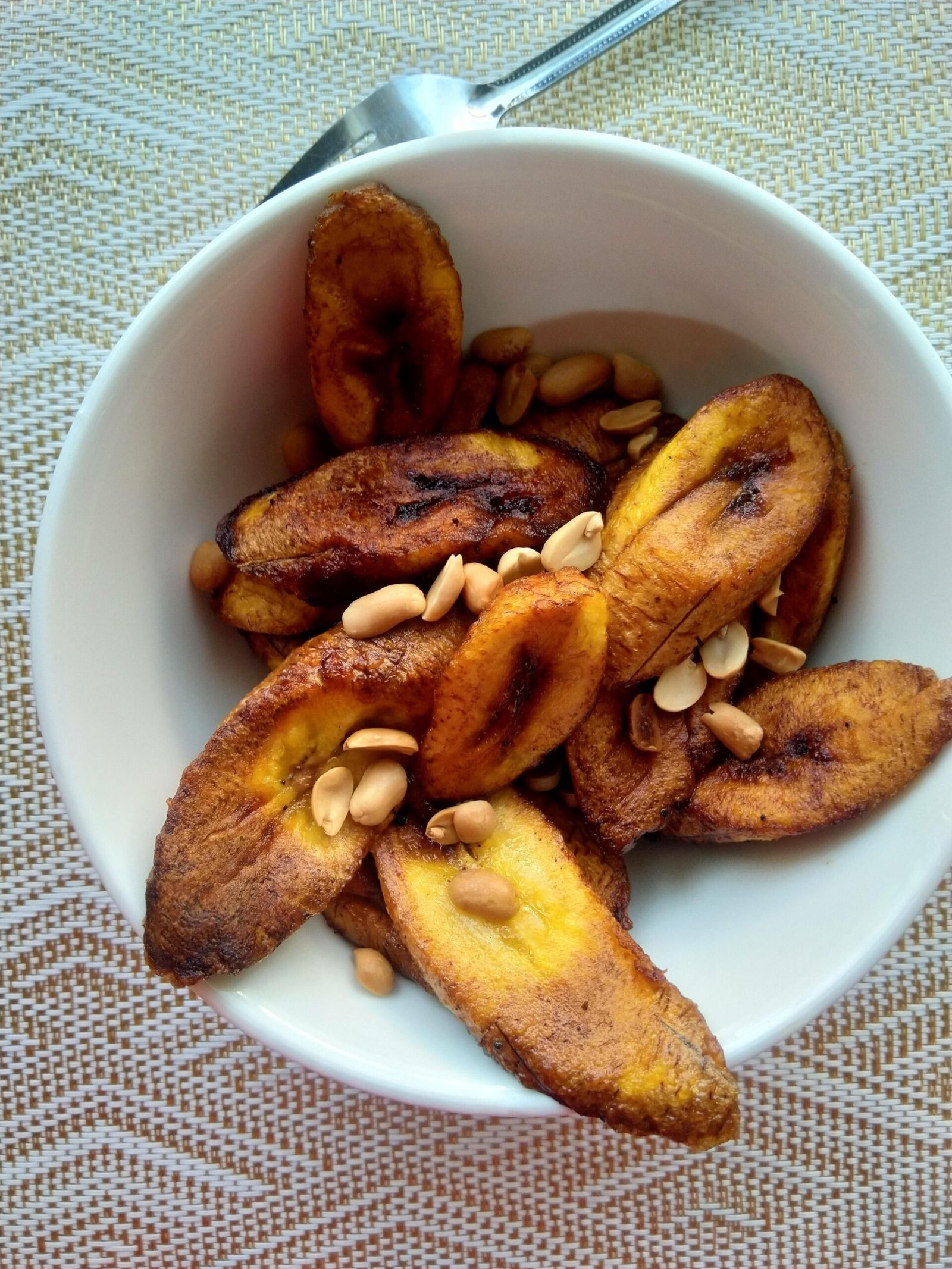 Fried plantains (banana-da-terra)